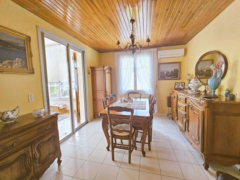 Maison à MOUGINS