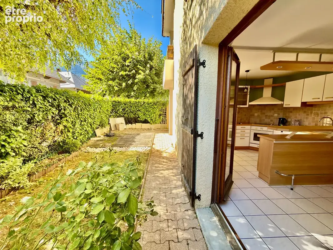 Doussard centre - Appartement T3 en rez-de-jardin - photo 11