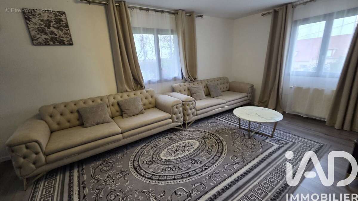 Photo 3 - Maison à MONTREUIL-AUX-LIONS