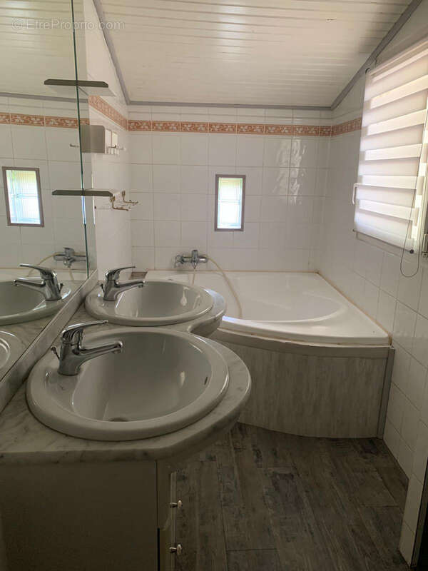 Maison à SAUVETERRE-DE-GUYENNE