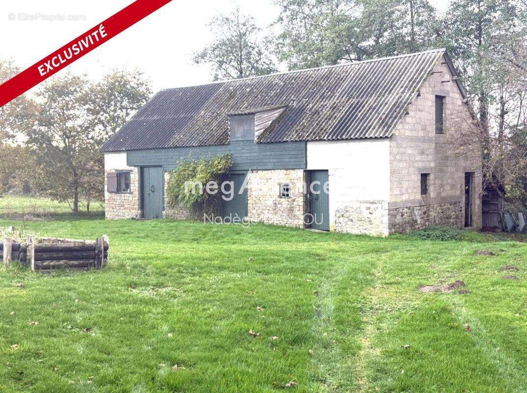 Maison à SAINT-SEVER-CALVADOS