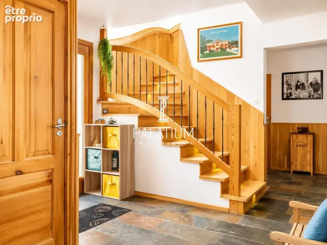 Propriété d'exception de près de 400 m² - photo 7