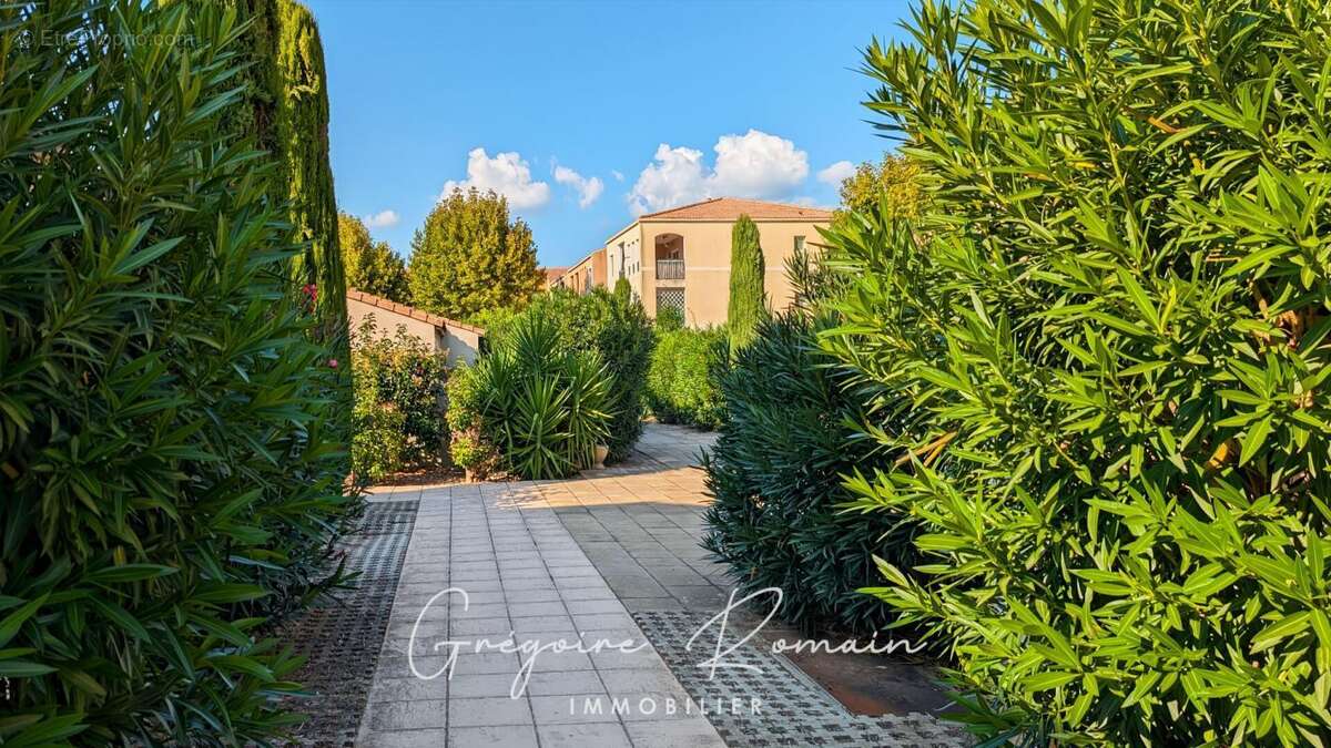 Appartement à SAINT-MARTIN-DE-CRAU