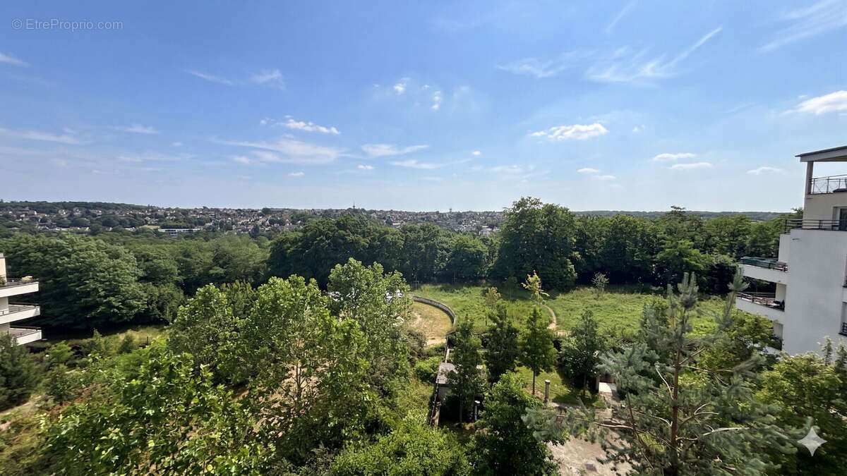 Appartement à CORBEIL-ESSONNES