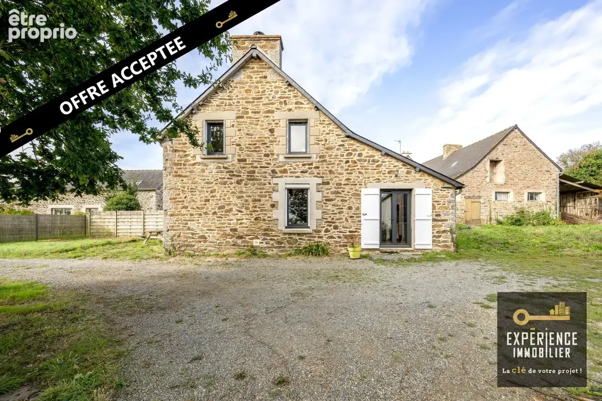Maison à YFFINIAC