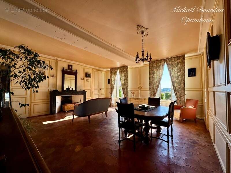 Maison à SAINT-GEORGES-DU-BOIS