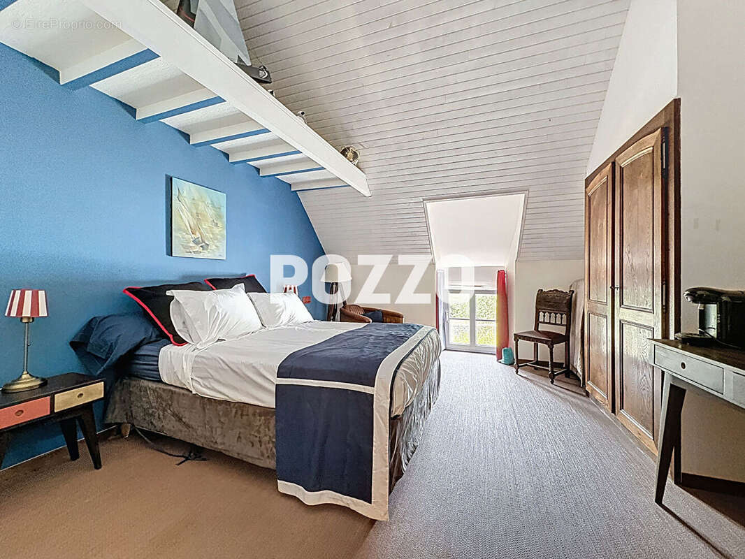 Maison de 8 pièces à vendre à BLAINVILLE SUR MER proche mer et commerces - photo 9