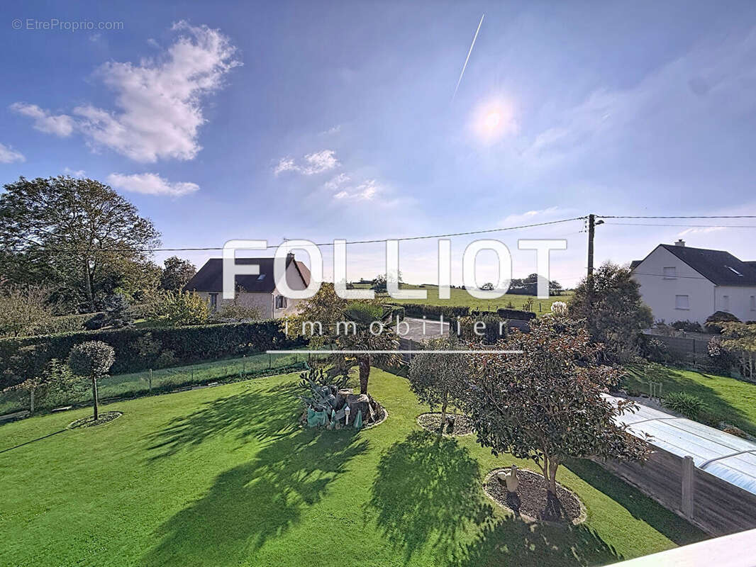 Maison à SAINT-PAIR-SUR-MER