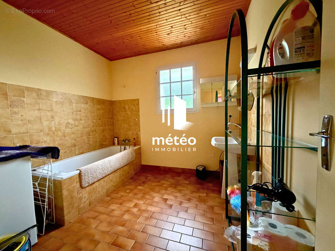 Maison à TALMONT-SAINT-HILAIRE