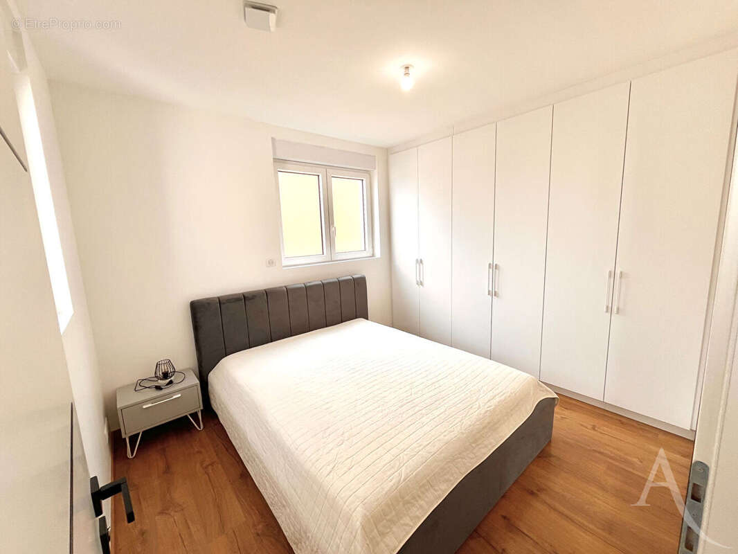 Maison à NEUFCHEF