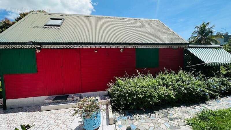 Maison à SAINTE-ANNE