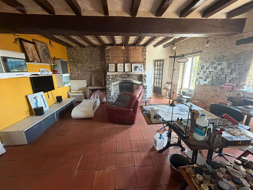 Maison à LE LOUROUX-BECONNAIS