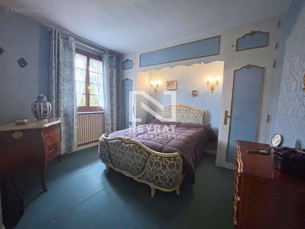 Maison à LE CREUSOT