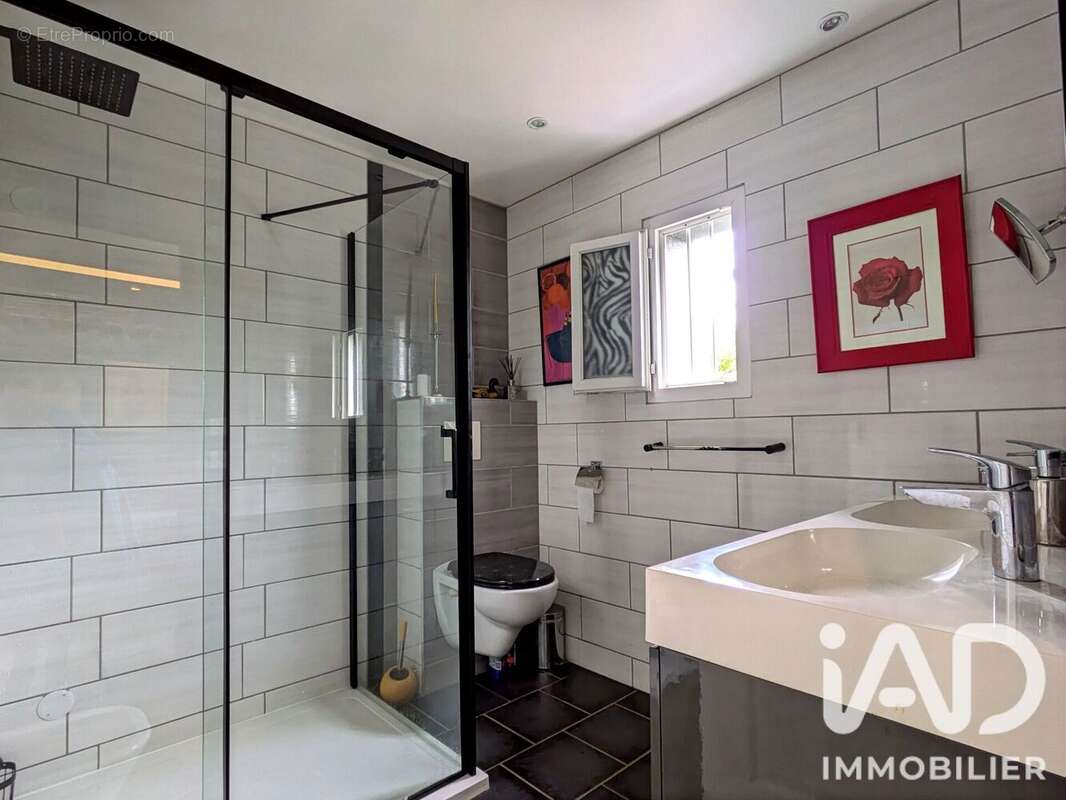 Maison 146 m² à Boussac  - photo 9