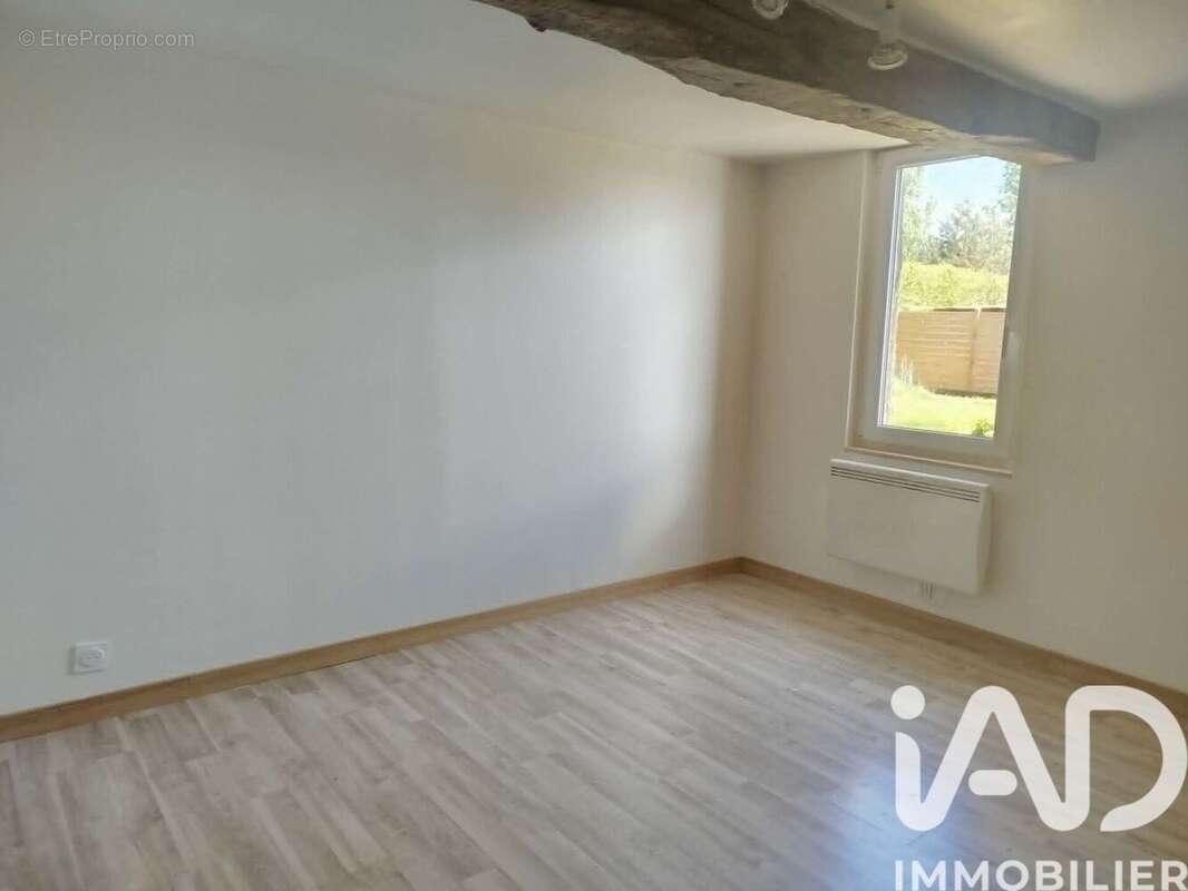 Maison 82 m² à Courbepine  - photo 9