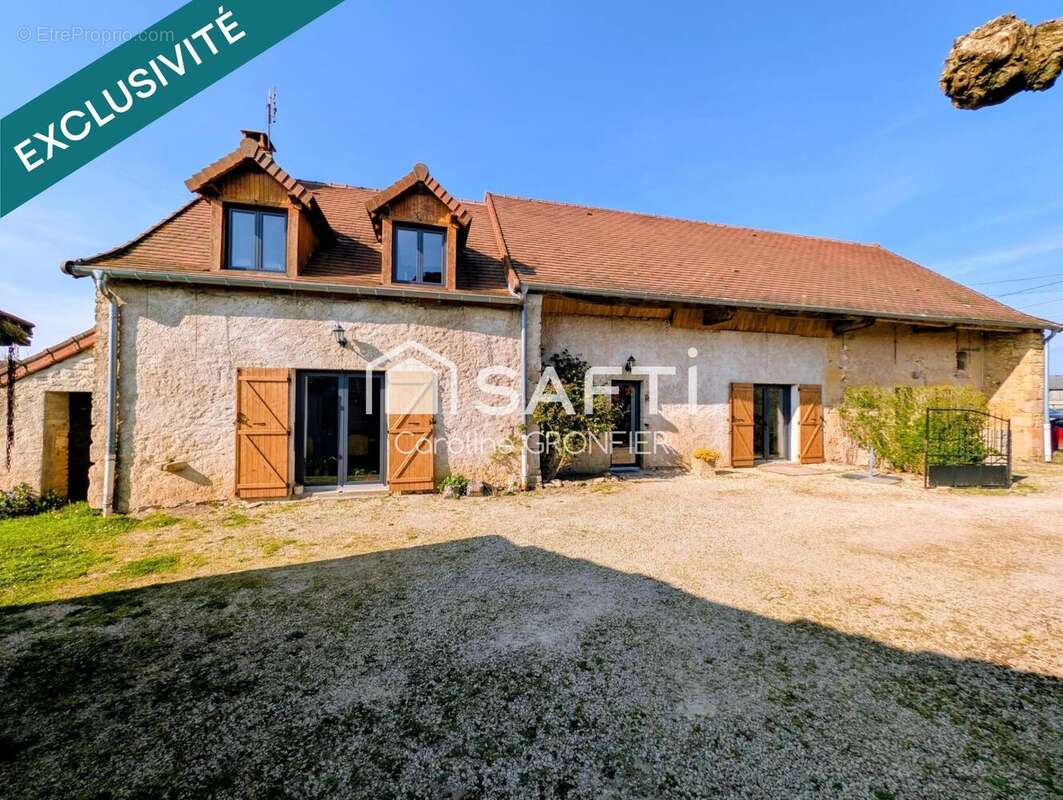 Photo 3 - Maison à CHAROLLES