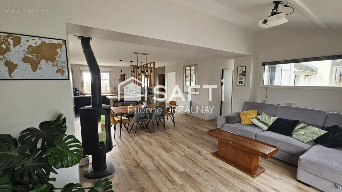 Photo 1 - Maison à LA TURBALLE