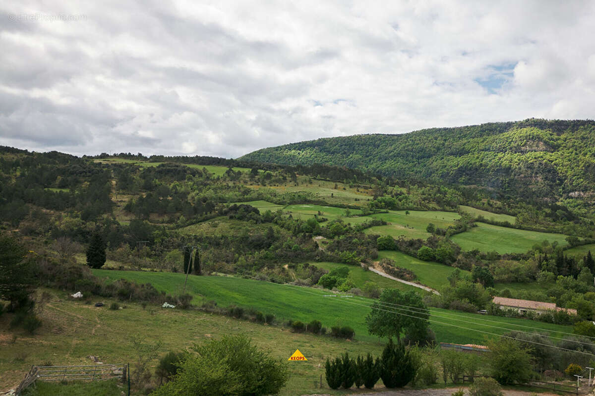 Terrain à CARCASSONNE