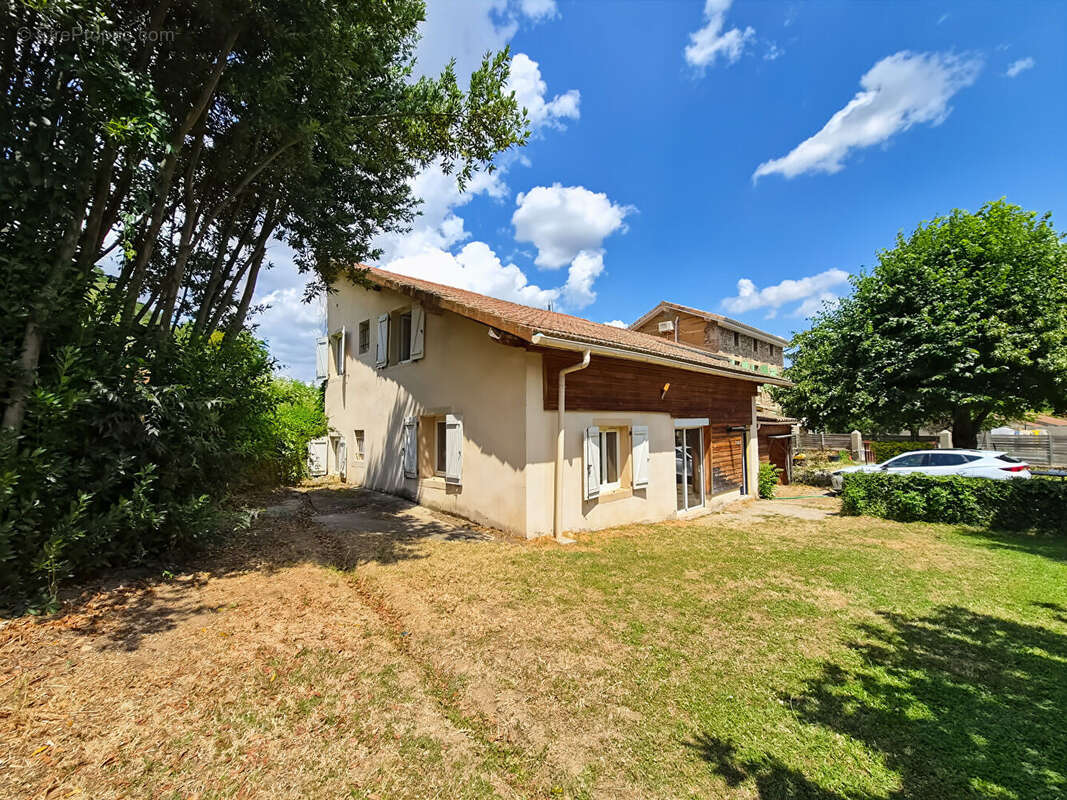 Maison à CHAVANAY