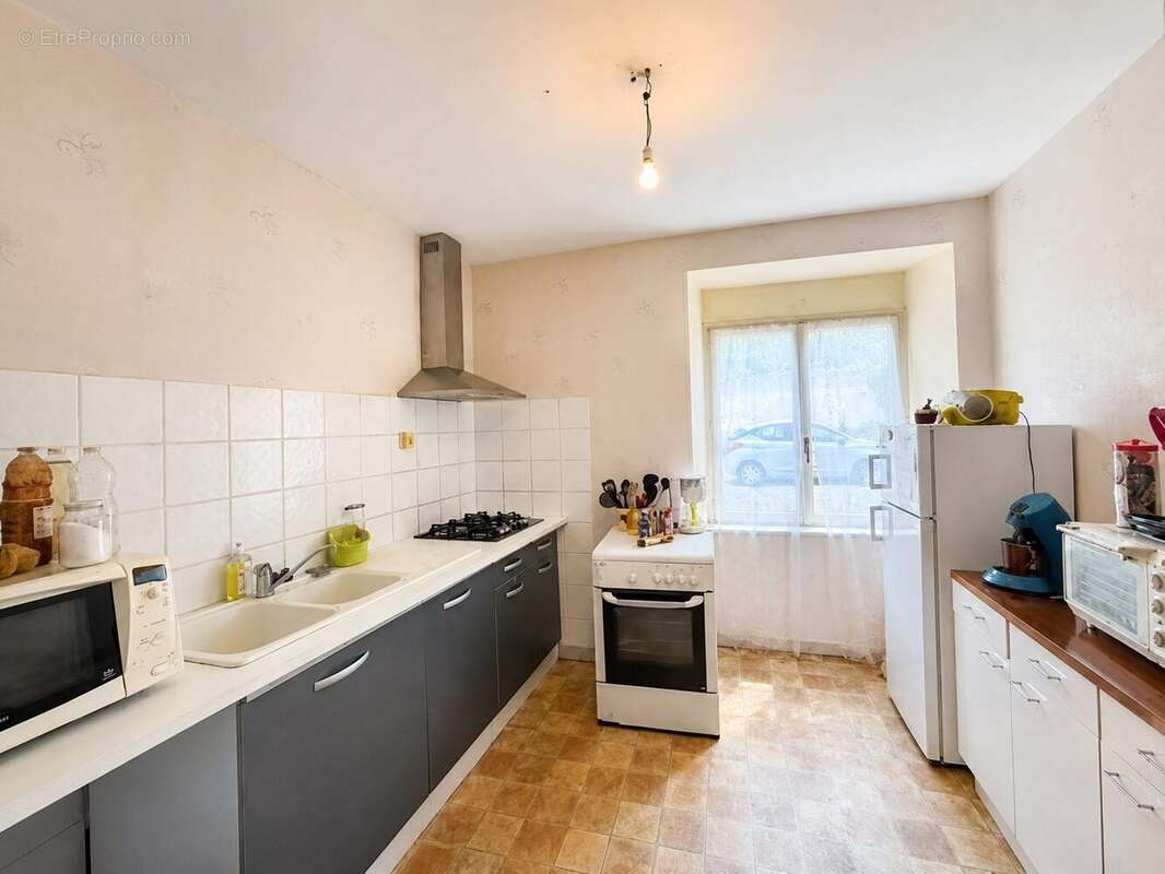 T3 n°1 RDC - Cuisine indépendante - Appartement à BELLAC
