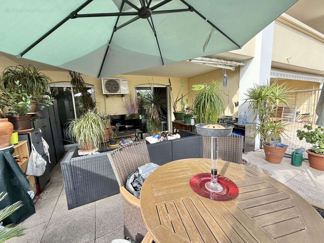 Appartement à HYERES