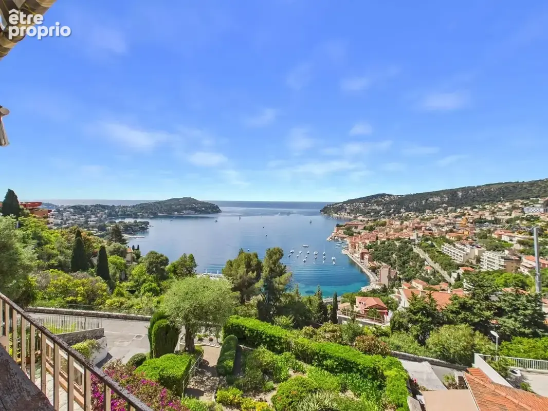Appartement à VILLEFRANCHE-SUR-MER