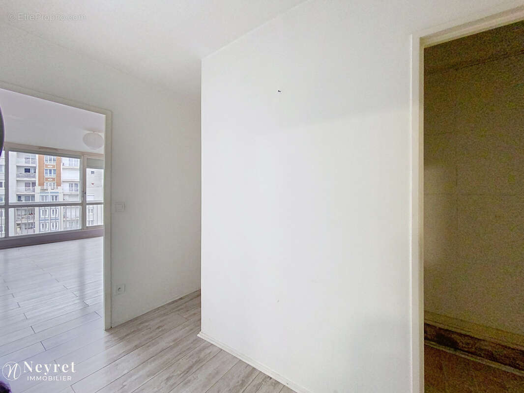 T1 40m2 balcon, garage, cave - photo 6