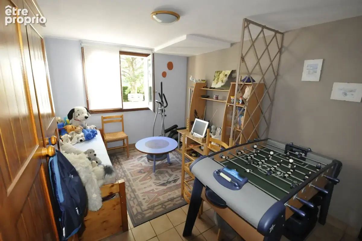 Maison sur sous sol semi enterré de 124m2 sur Boisseuil, La planche - photo 29