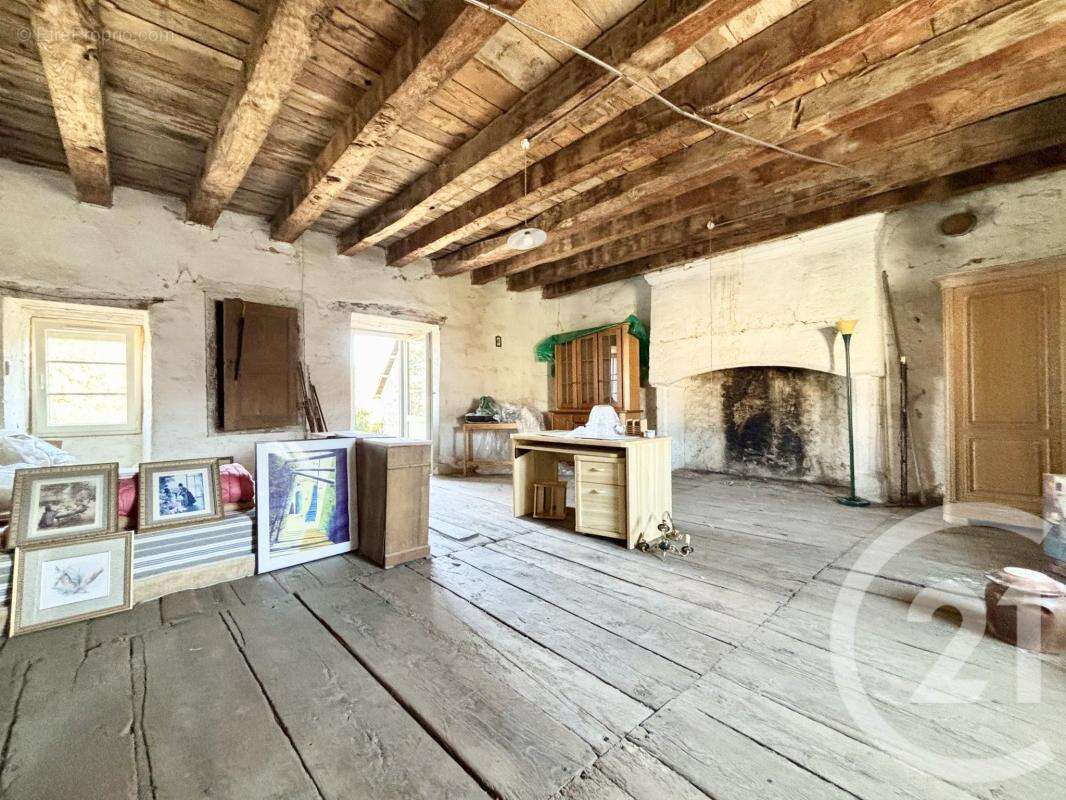 Maison à LA PORCHERIE