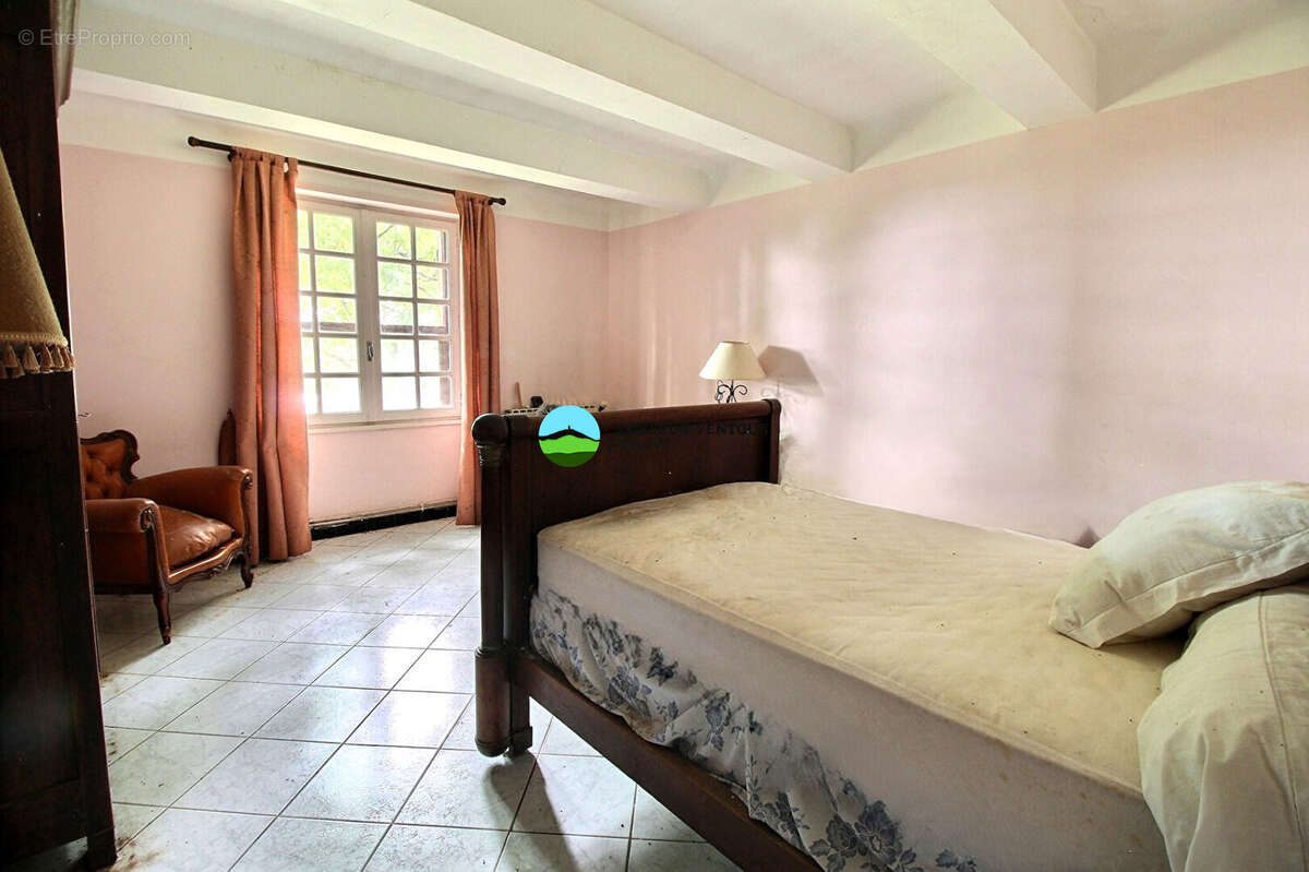 Maison à COURTHEZON