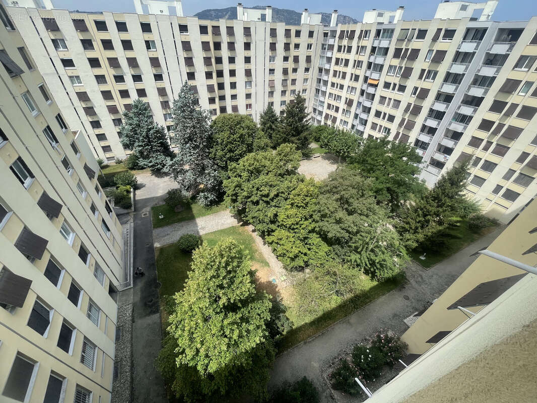 VALENCE   DERNIER ÉTAGE   Vue Panoramique   T3 DE 78 m2 avec cave et place parking - photo 20