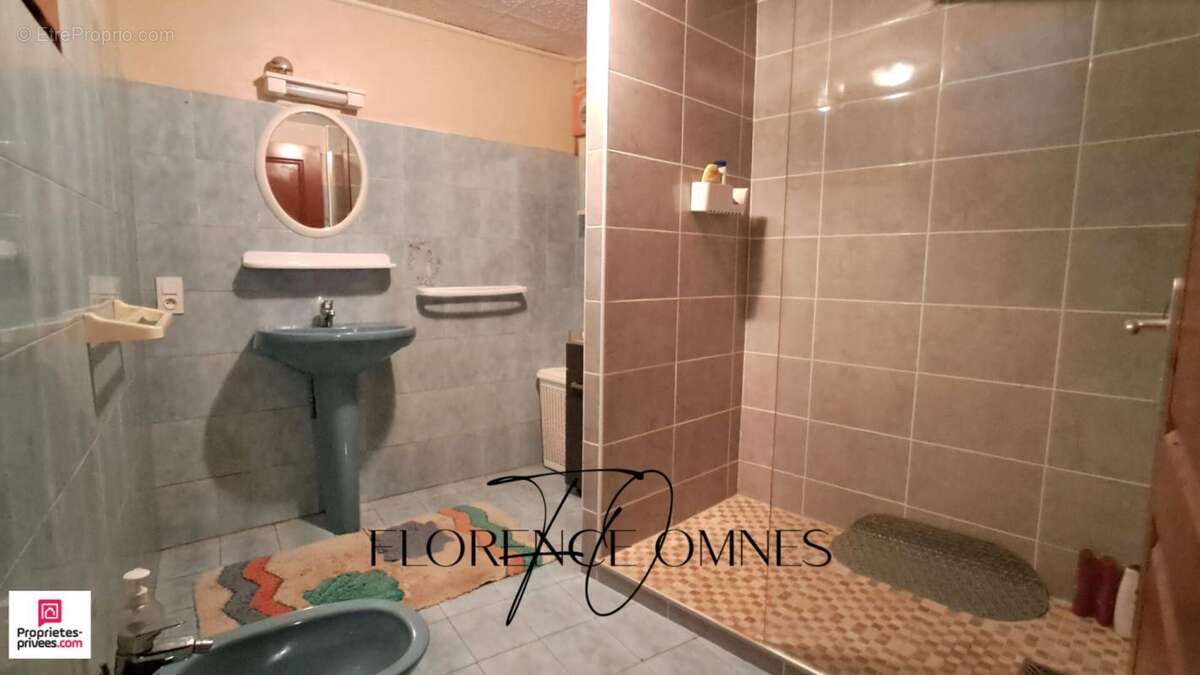 EXCLUSIVITE à MARSEILLETTE Maison  de ville 134 m2  - 3 chambres - garage - 115000 - photo 10