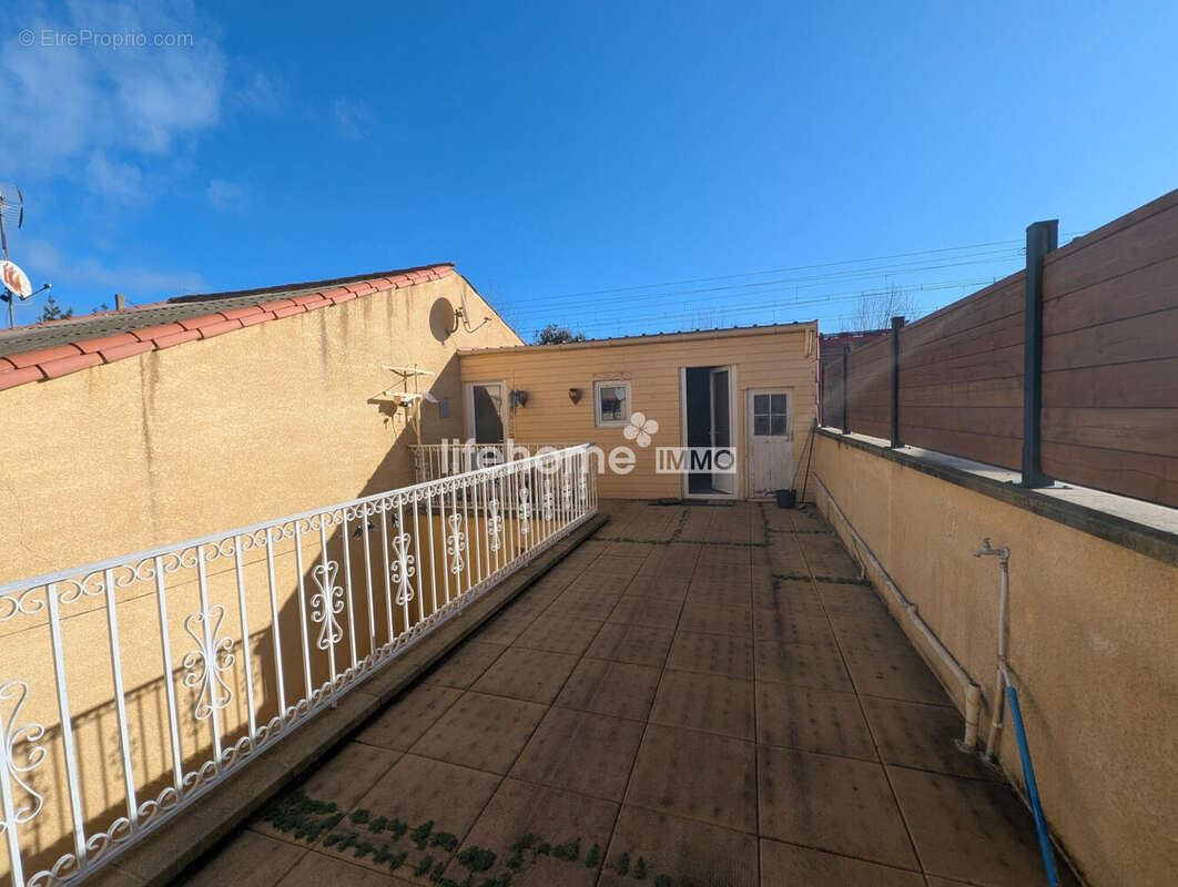 Appartement 50 m² à Frontignan  - photo 4