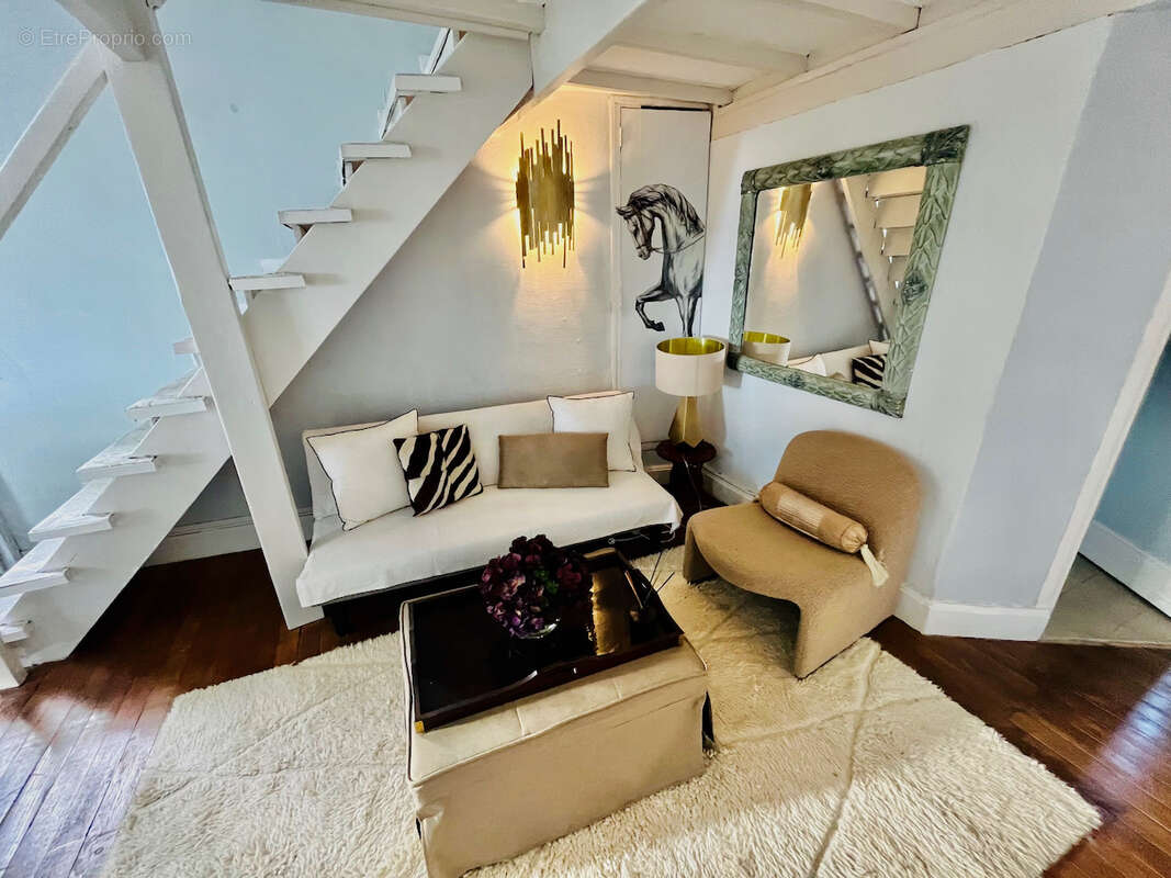 Appartement à BEAULIEU-SUR-MER