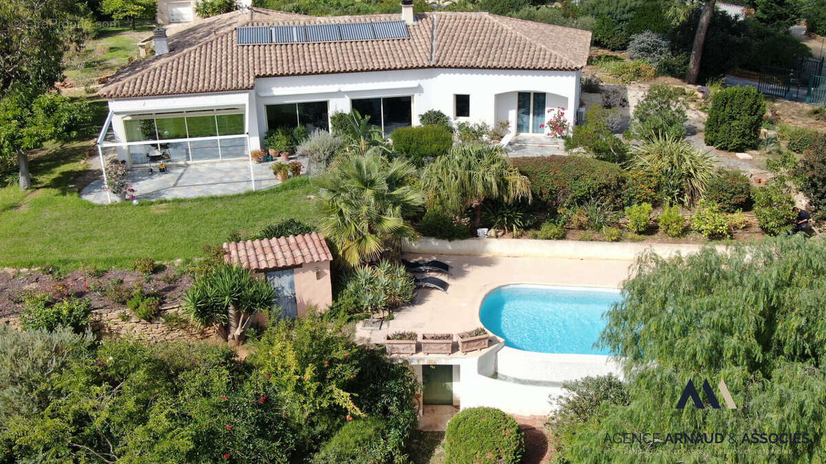 Maison à LA CADIERE-D'AZUR