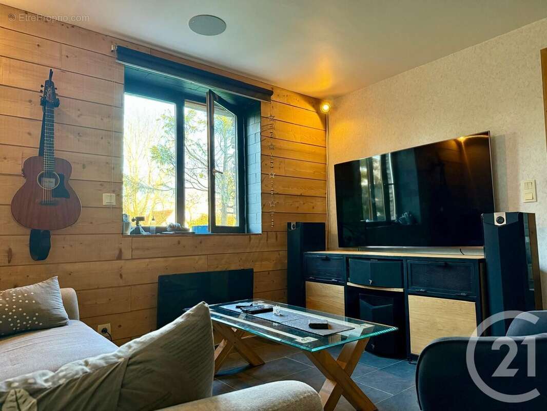 Maison à SAINT-OUEN-MARCHEFROY