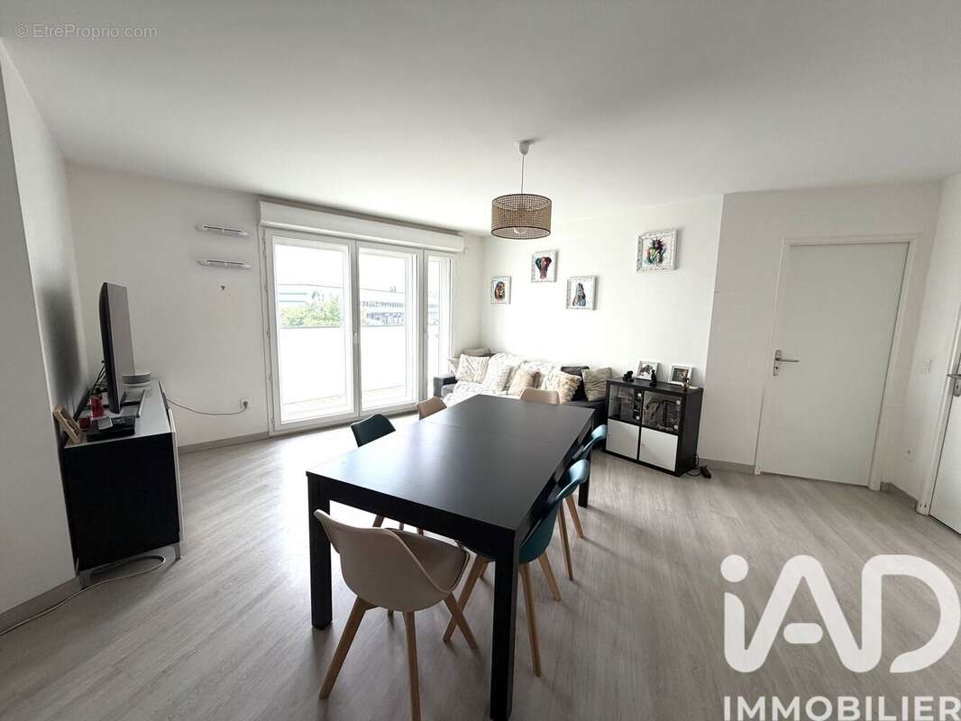 Photo 8 - Appartement à ROSNY-SOUS-BOIS