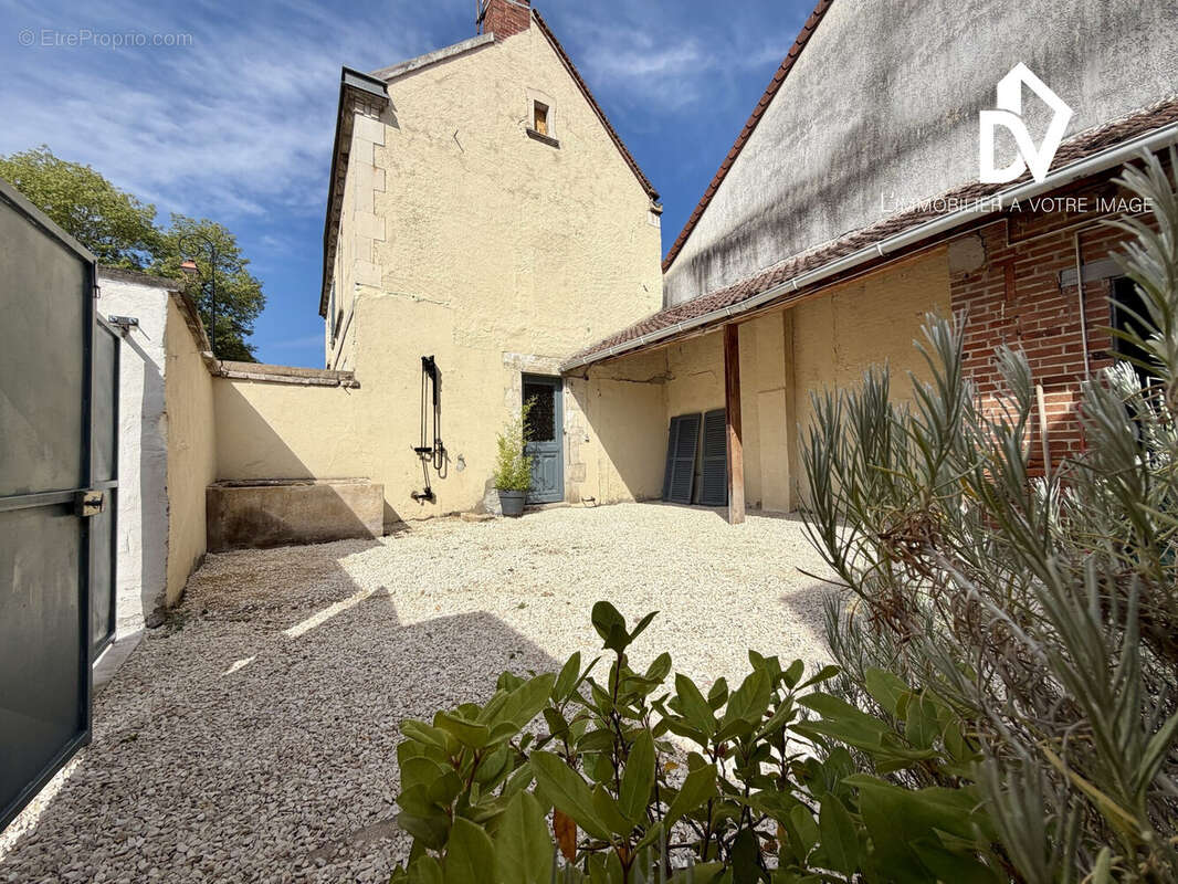 Maison à APPOIGNY