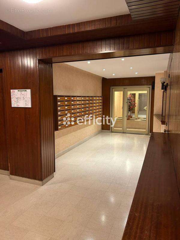 Appartement à PARIS-12E