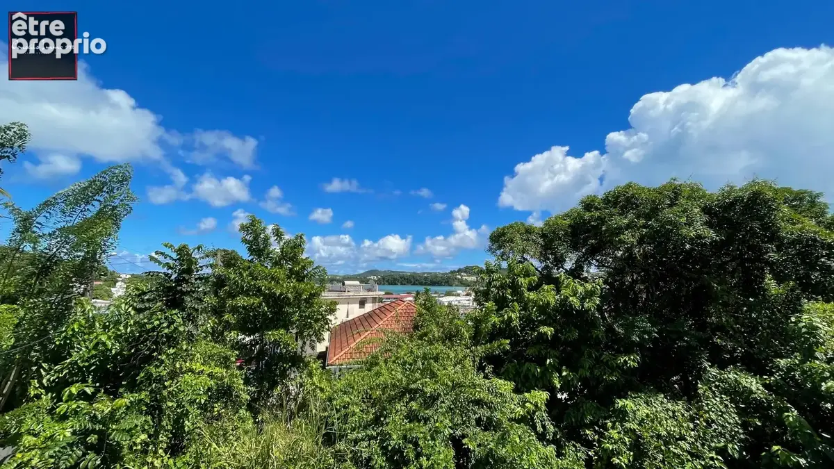 Terrain de 2 016 m2 en vente à Trinité - photo 4
