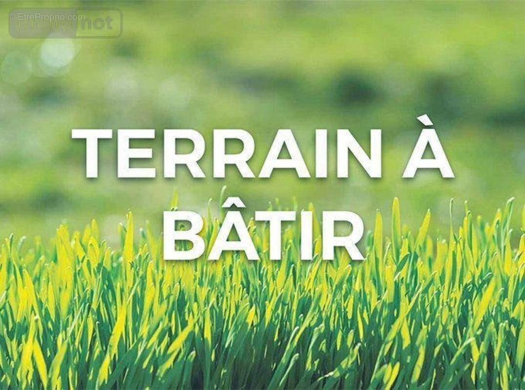 Terrain à HERMONVILLE