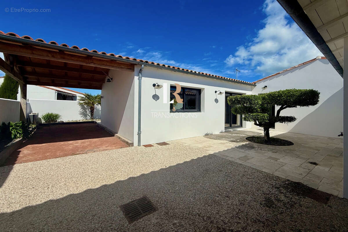 Maison à SAINT-MARTIN-DE-RE