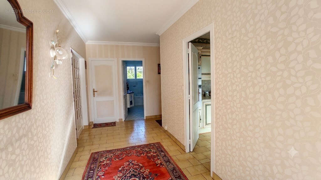 Maison à CHATELLERAULT