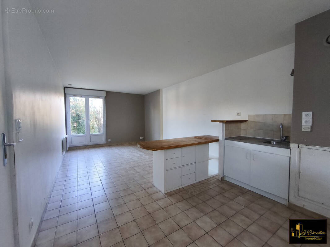 Appartement à DOURDAN
