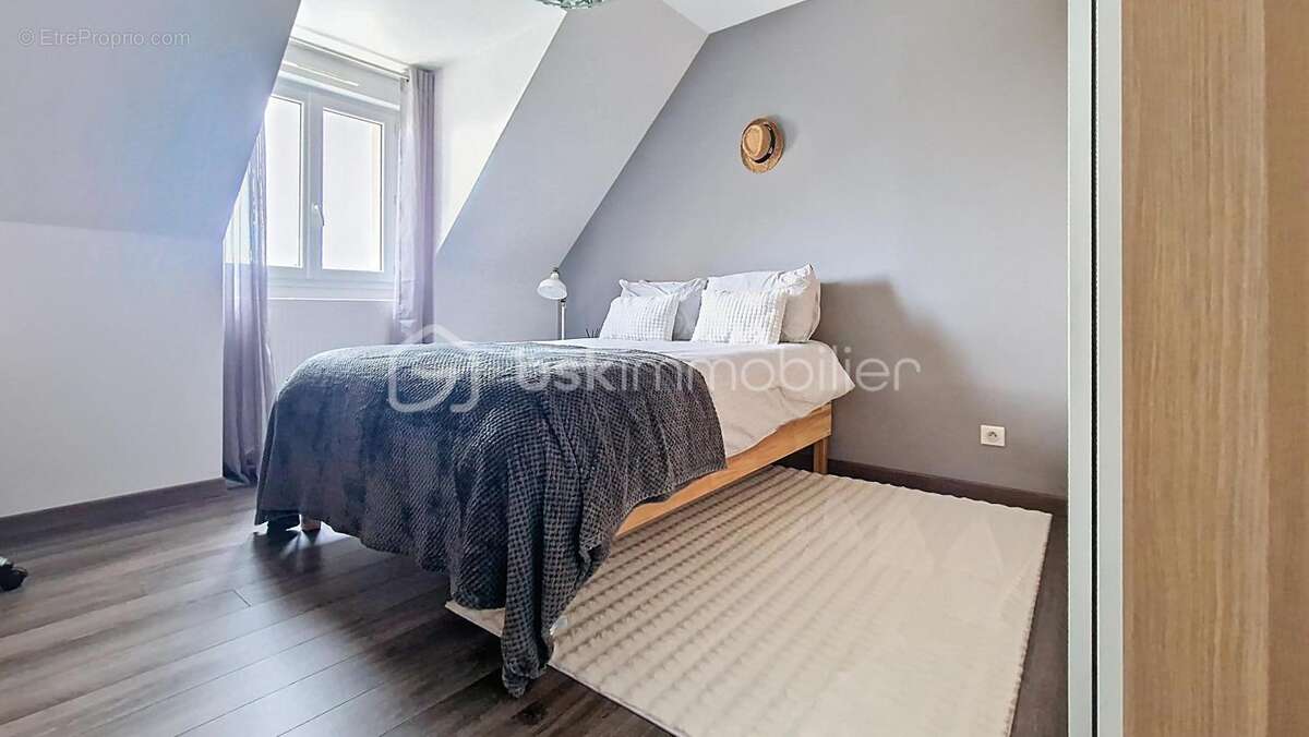 Maison à CLAYE-SOUILLY