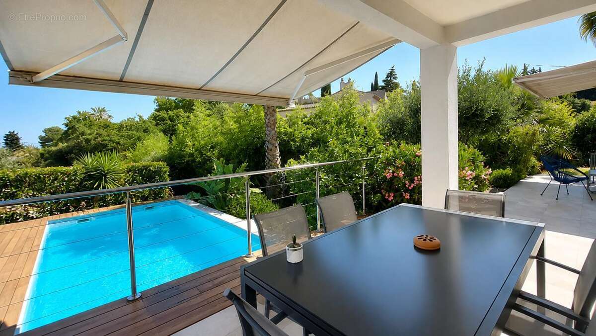 Maison à FREJUS