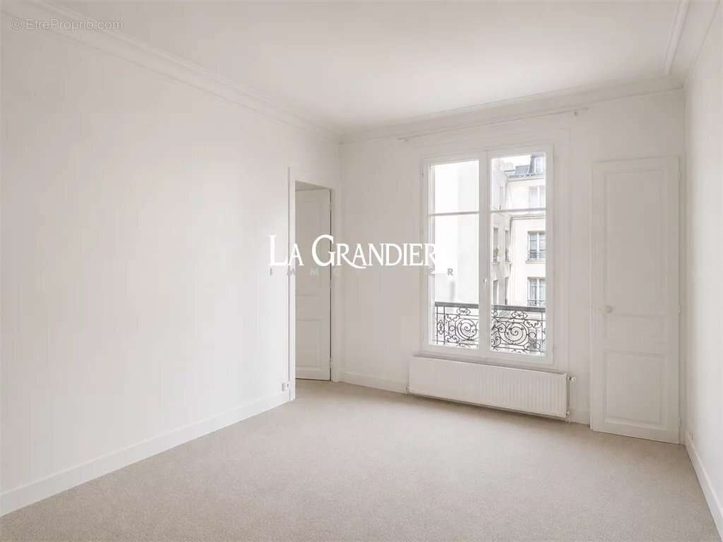 Paris 16 - Ranelagh - 4ème étage - 3 pièces - 2 chambres - 65 m2 - photo 10