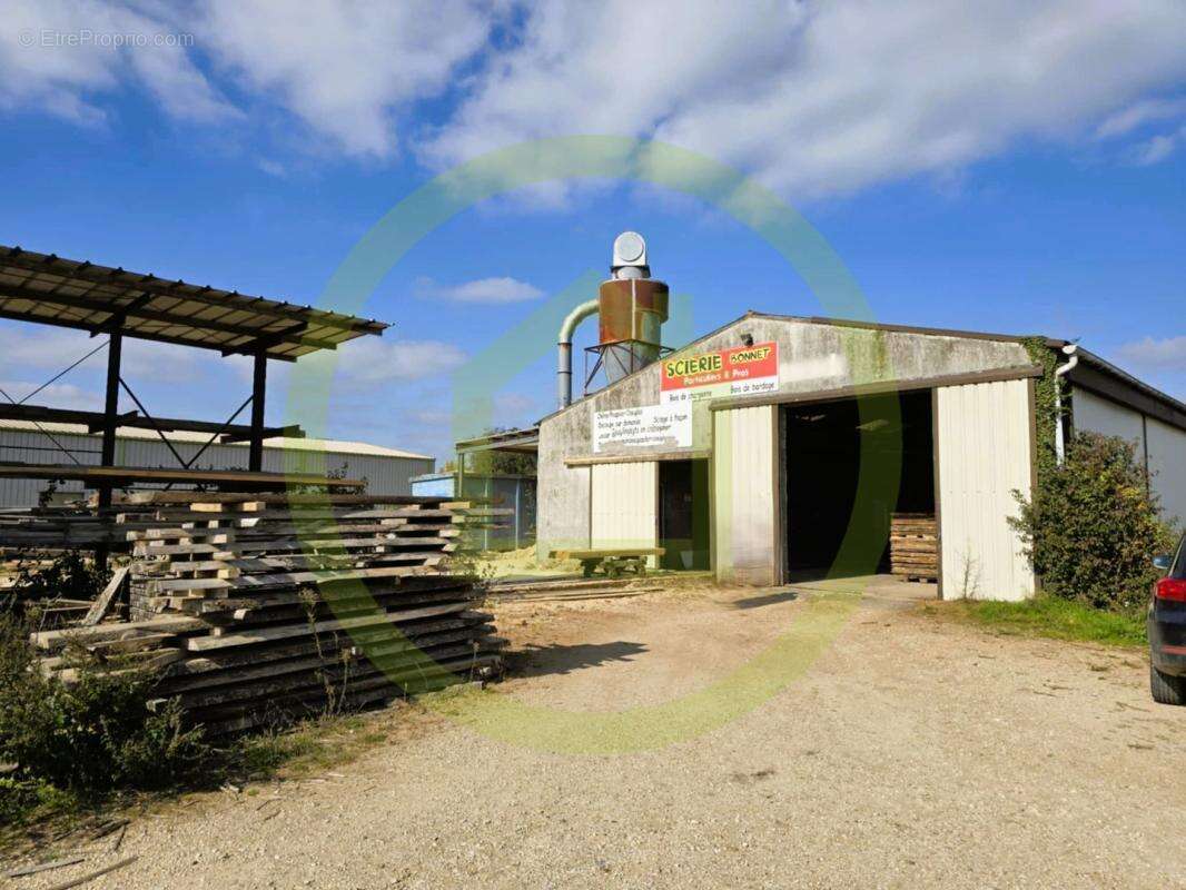 Commerce à CELLES-SUR-BELLE