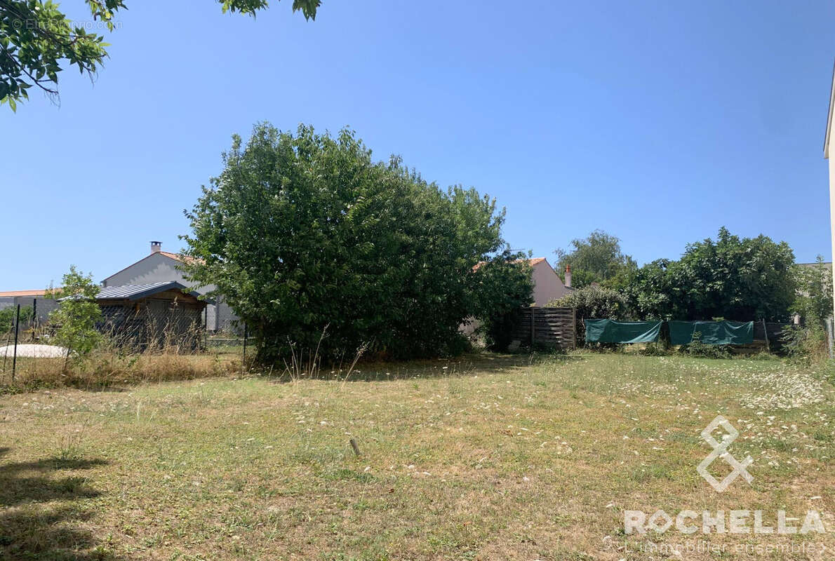 Terrain 361 m² à Fouras  - photo 2