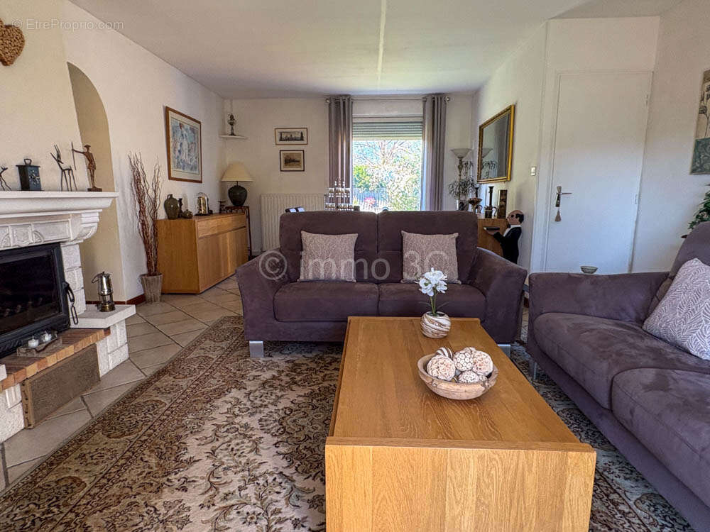 Maison à SAUZE-VAUSSAIS